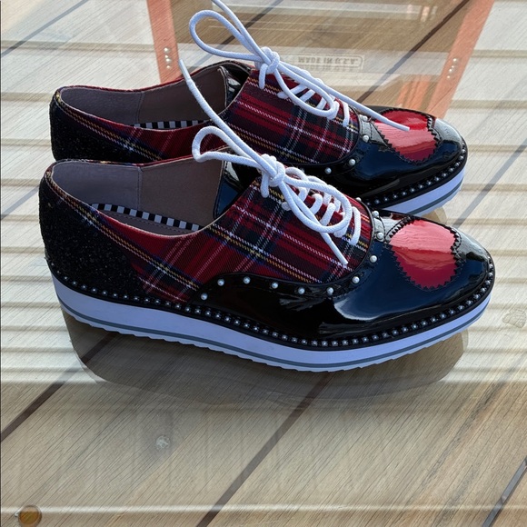 Betsey Johnson Red and Black Plaid Oxfords - Picture 4 of 8